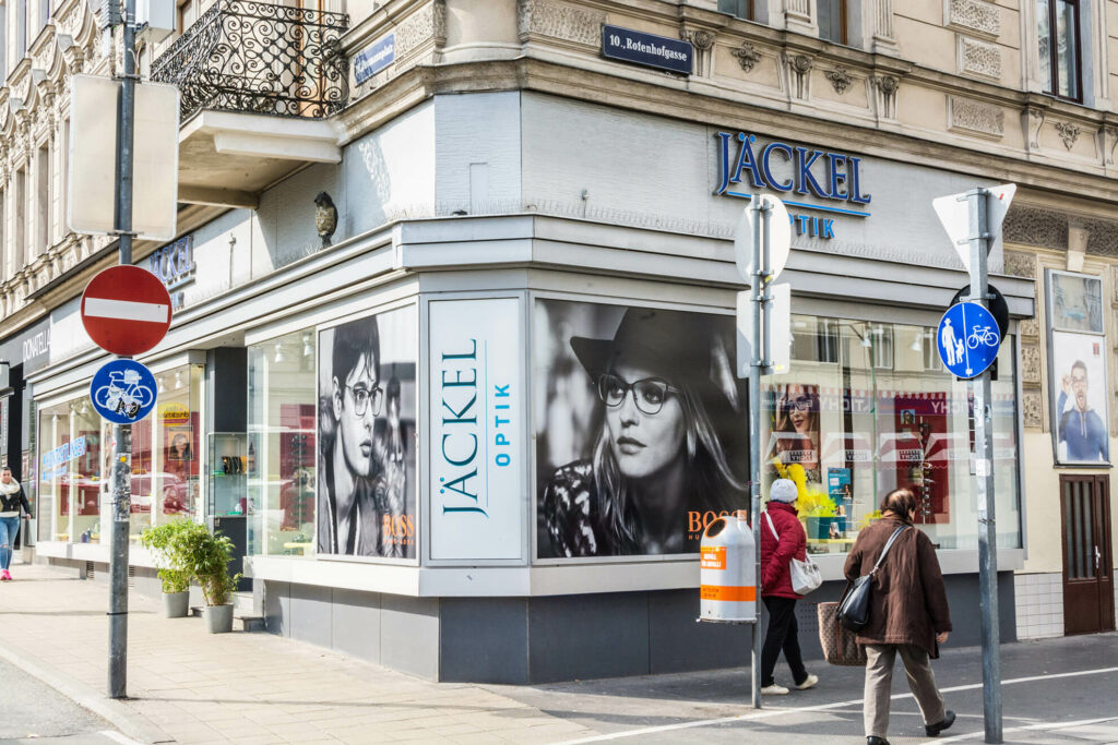 Jäckel-Optik_optician_Brillen_Kontaktlinsen_einkaufen-in–Wien_favoriten_favoritenstrasse_shopping-vienna (1)